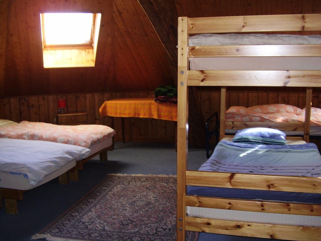 Les Alpes Hotel Finhaut Phòng bức ảnh